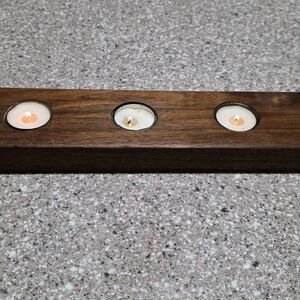 Beautiful WoodenTealight Candle Holder Holds 5 Candles